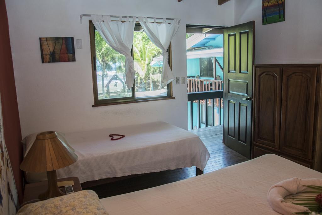 Pelican Beachfront Hotel Esterillos Este Exterior photo